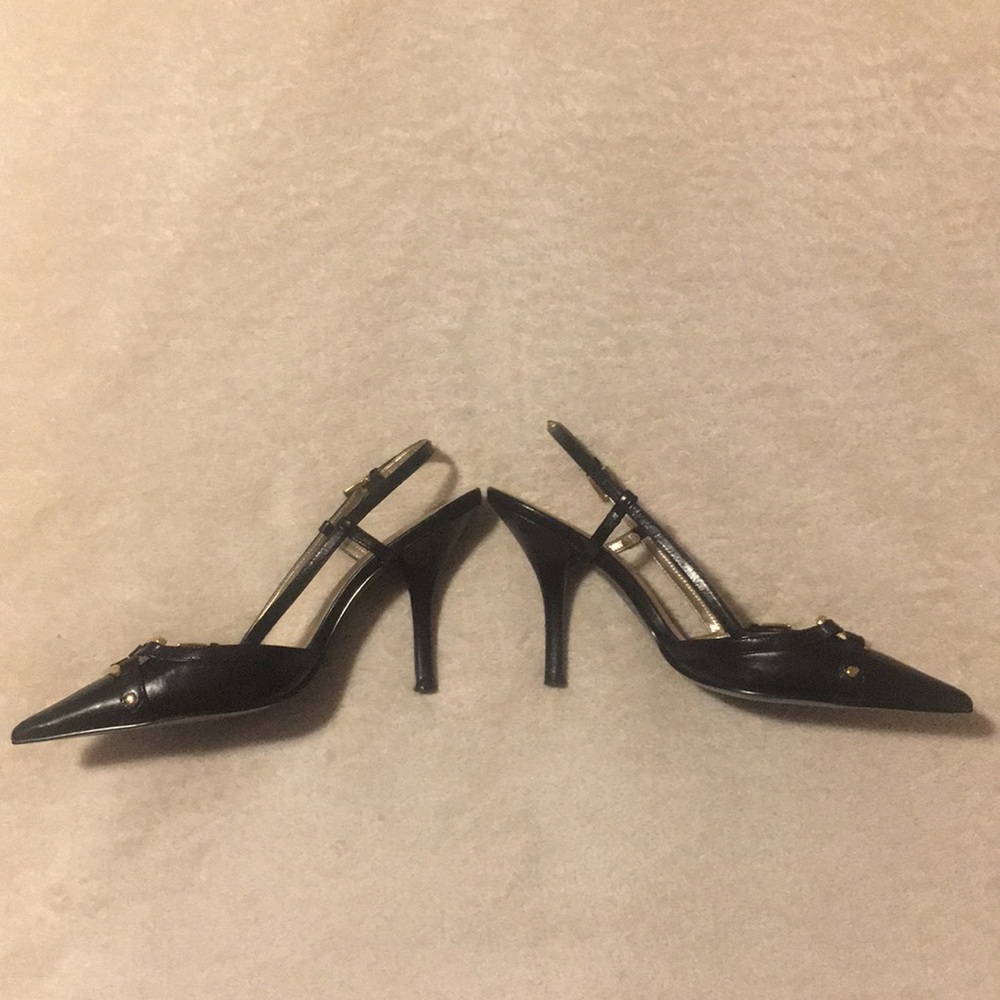 Guess Heels •Shoes•